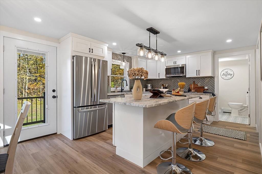 Phillipston, MA 01331,420 Queen Lake Road