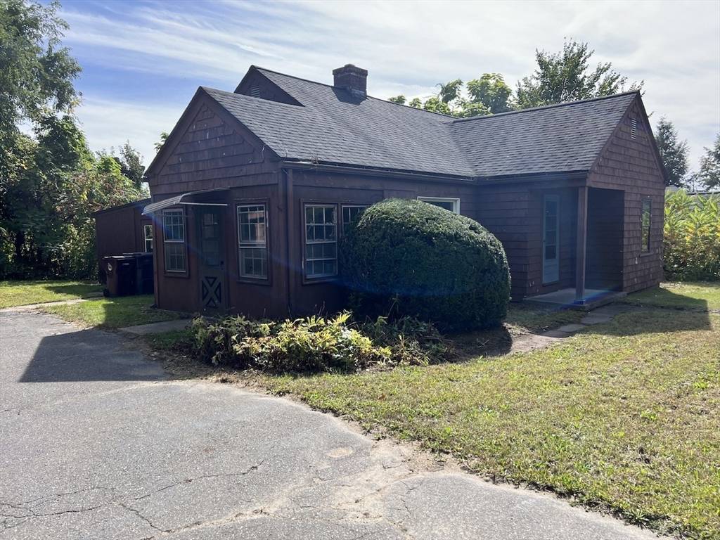 Westfield, MA 01085,351 North Elm Street