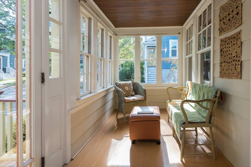 Arlington, MA 02476,33 Newport St