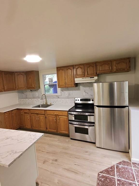 Taunton, MA 02780,244 Rama #1B