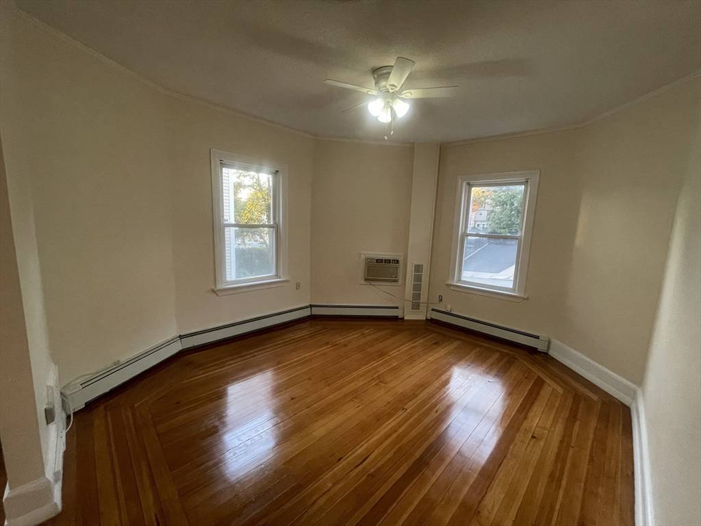 Boston, MA 02124,76 Kingsdale St #1