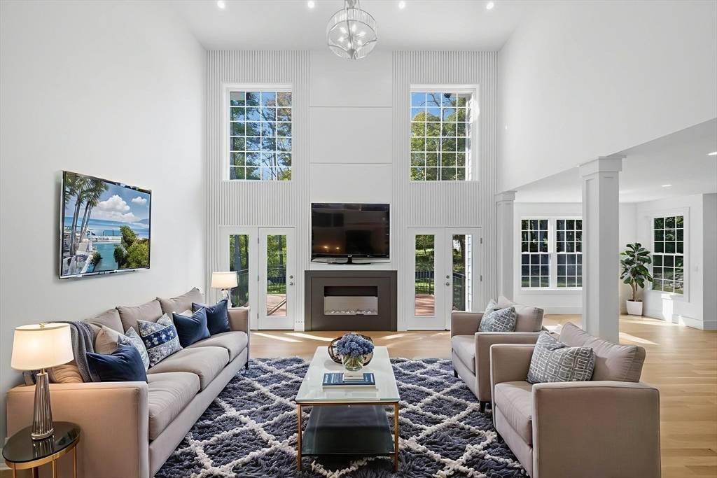 Sutton, MA 01590,8 Hough Rd.