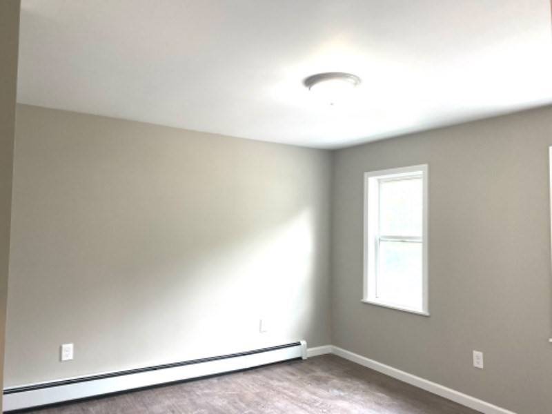 Walpole, MA 02081,205 West #3