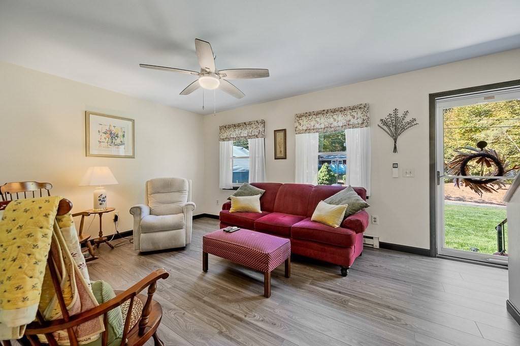 Oxford, MA 01540,62 Larned Rd