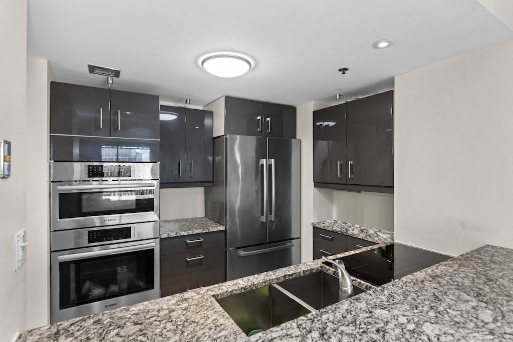 Cambridge, MA 02141,8 Museum Way #1201