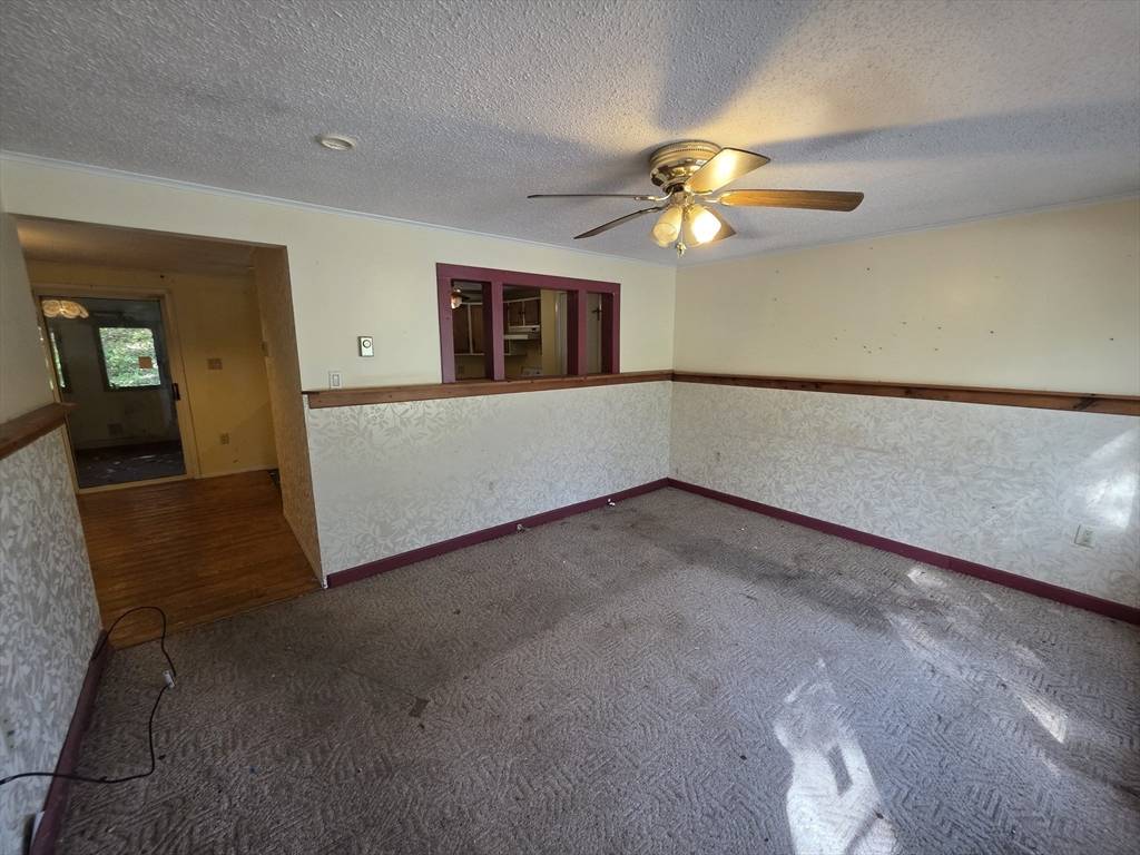 Athol, MA 01331,71 Wendell St