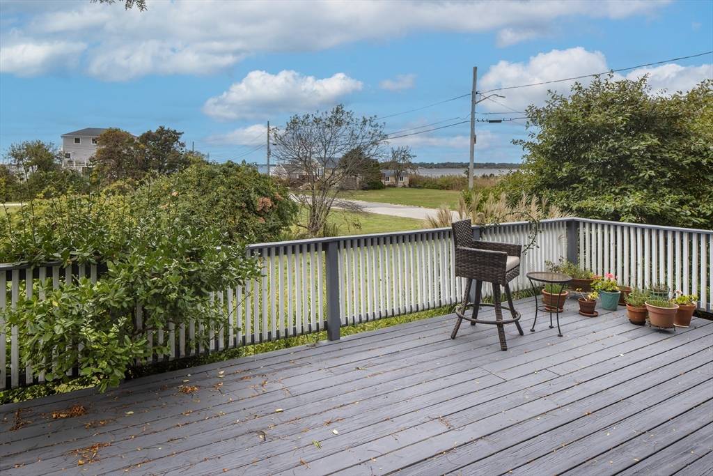 Fairhaven, MA 02719,15 Baxter Ave