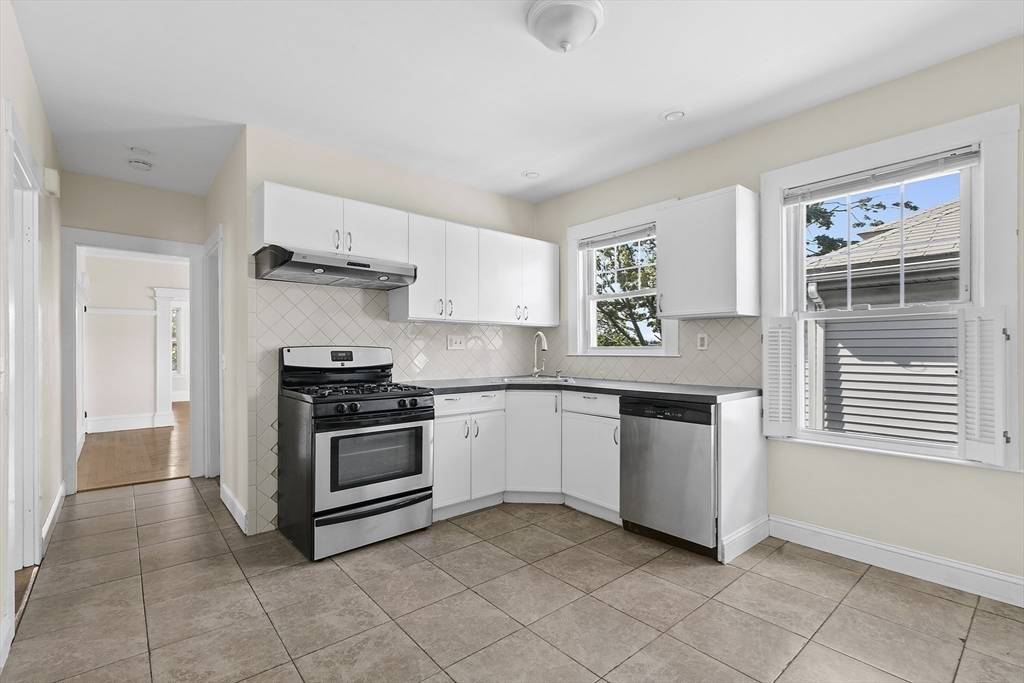 Medford, MA 02155,723 Fellsway #2