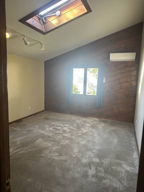 West Bridgewater, MA 02379,445 W Center St #b2