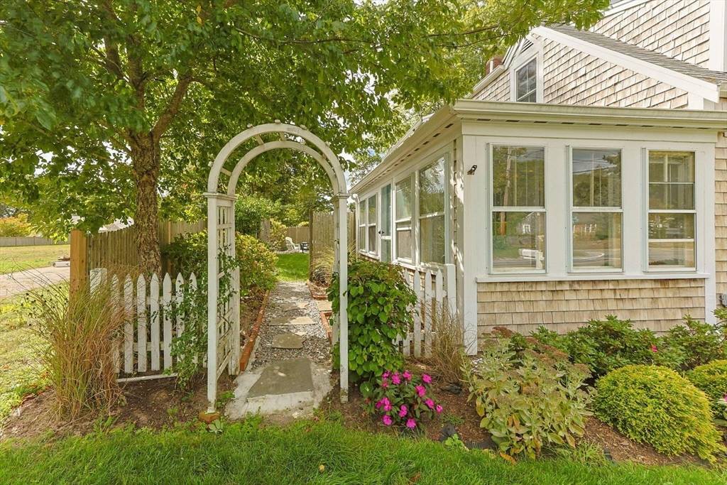 Yarmouth, MA 02664,61 Station Avenue