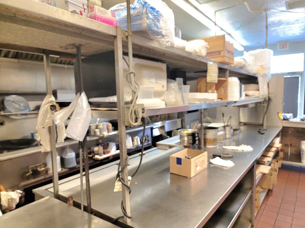 Brockton, MA 02302,185-187 Crescent St