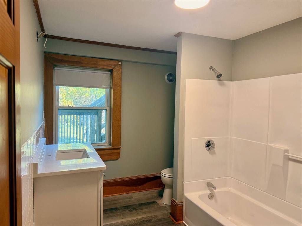 Weymouth, MA 02189,1291 Pleasant Street - Studio #B