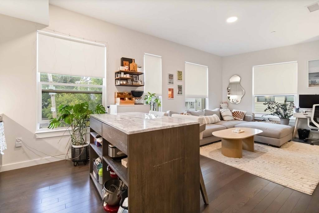 Boston, MA 02135,90 Antwerp #205