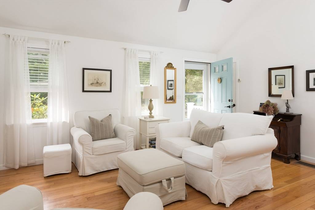 Barnstable, MA 02655,268 Bumps River