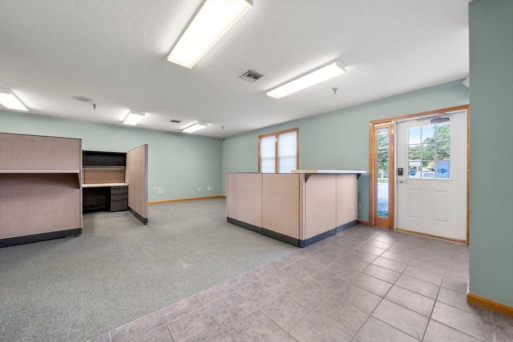 Bourne, MA 02559,4 Barlows Landing Rd #16