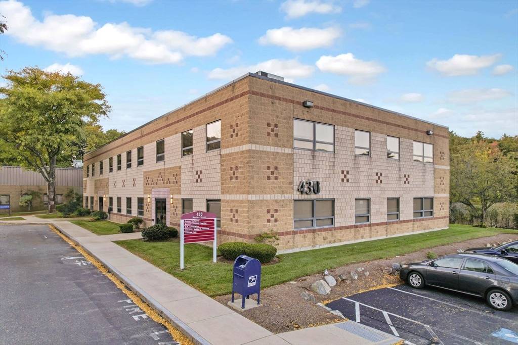 Topsfield, MA 01983,430 Boston St #209