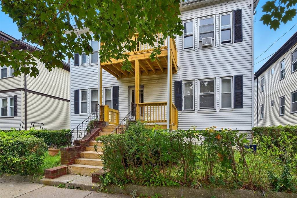 Boston, MA 02126,35 Almont St