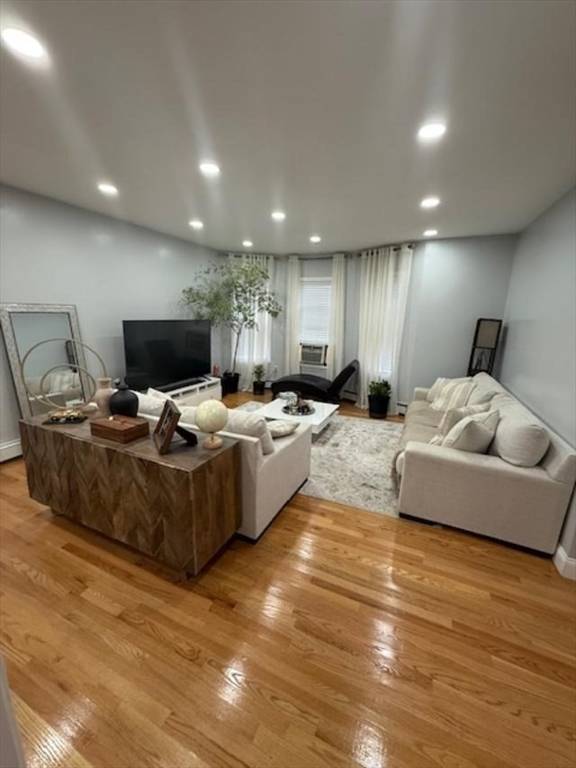 Boston, MA 02124,57 Stratton Street