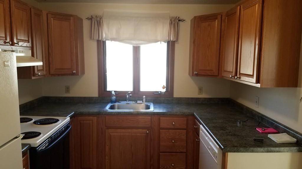 Orleans, MA 02653,80-82 Cranberry Highway #1