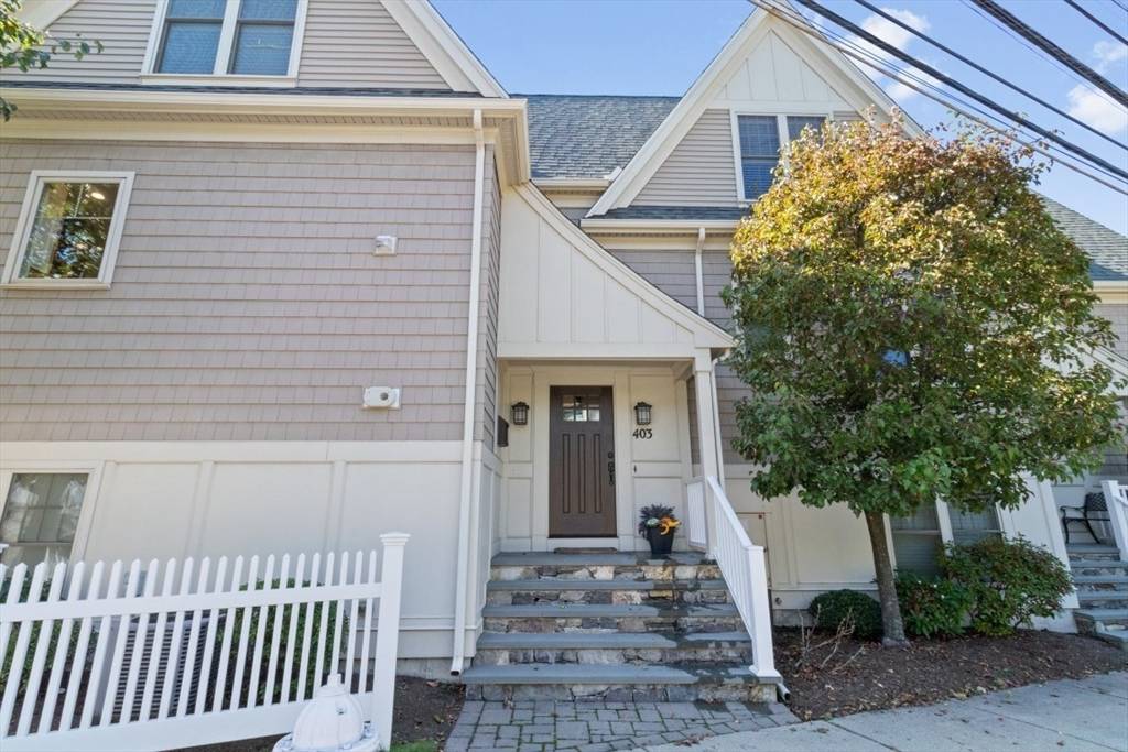 Needham, MA 02494,403 Hunnewell St #403