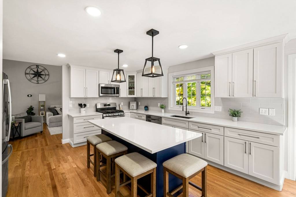 Newburyport, MA 01950,30 Lucey Dr