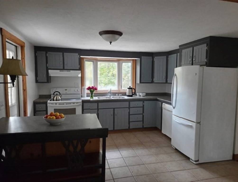 Leicester, MA 01524,19 Laurelwood Ave