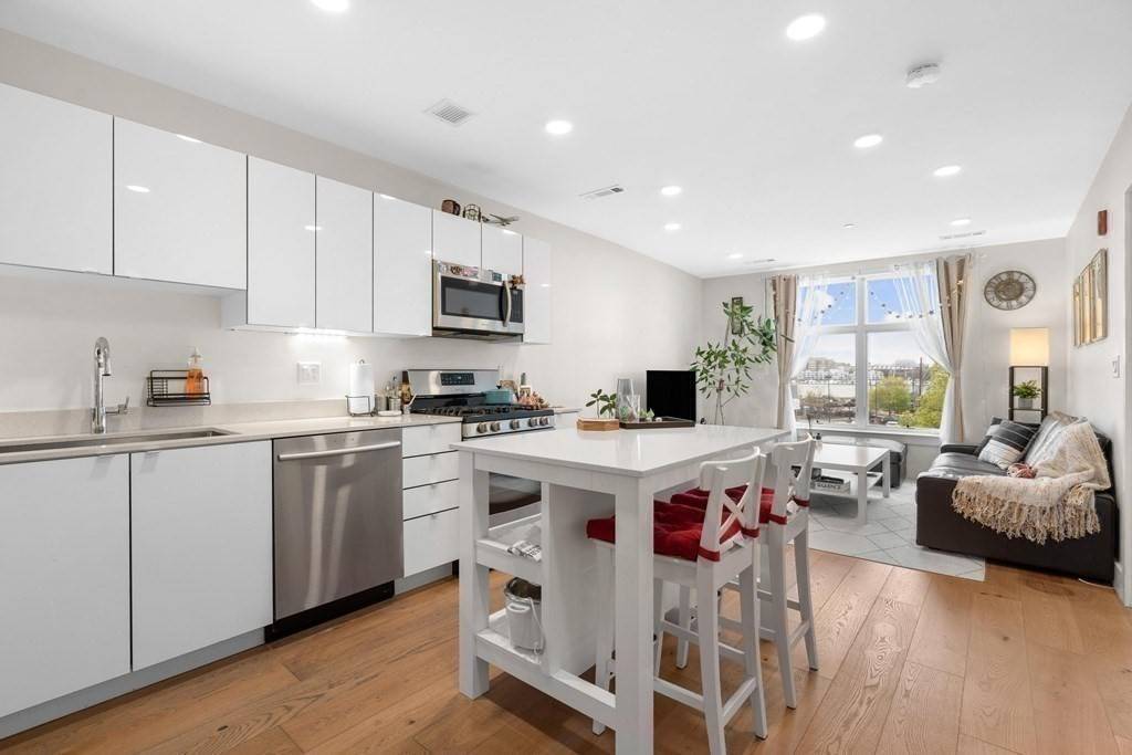 Boston, MA 02128,250 Meridian Street #204