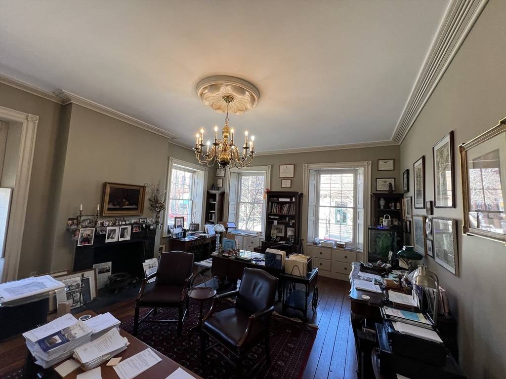 New Bedford, MA 02740,32 William St