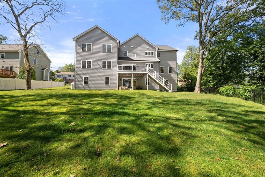 Burlington, MA 01803,41 Peach Orchard Rd