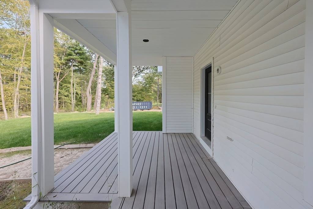 Charlton, MA 01507,58 Lelandville Road