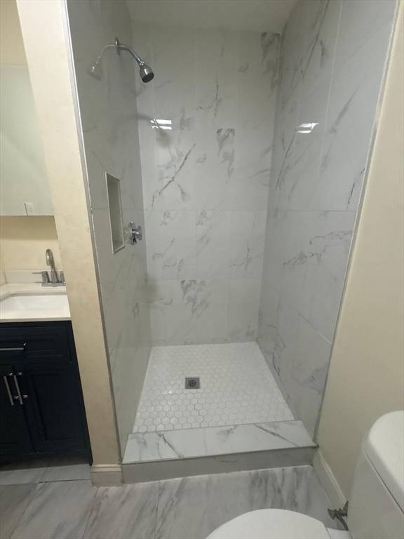 Lowell, MA 01852,193 Appleton St #4