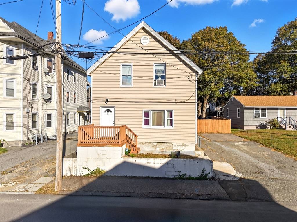 Lawrence, MA 01841,35 Kendall St
