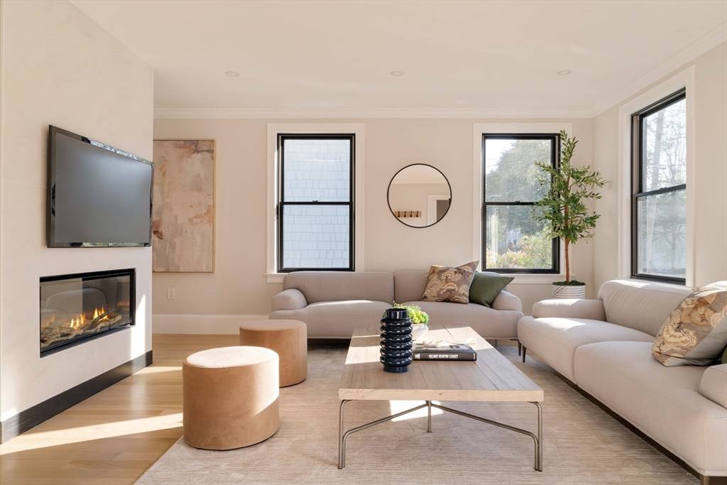 Cambridge, MA 02138,133 Fayerweather Street