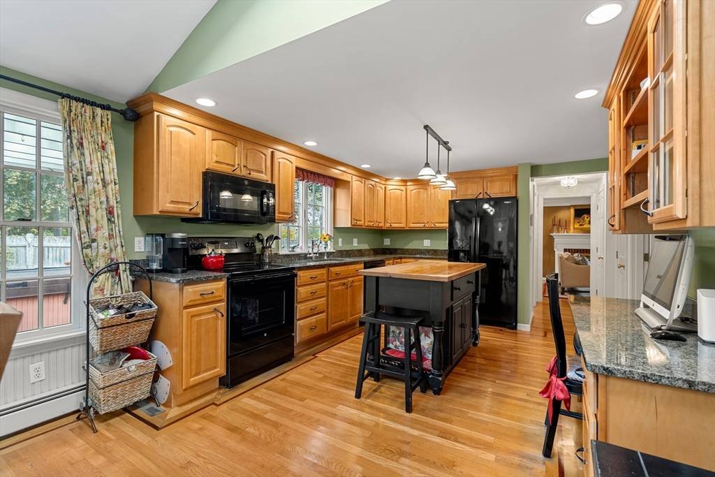 Danvers, MA 01923,53 Centre St