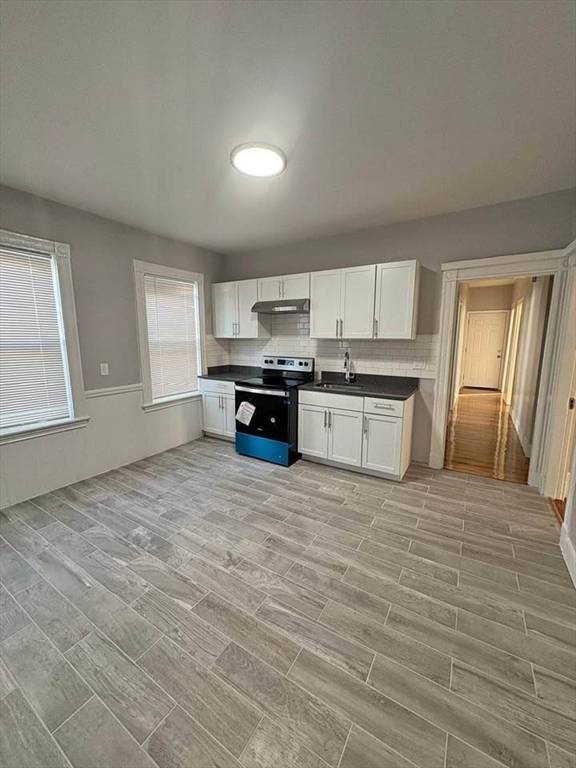 Boston, MA 02122,47 Lyon Street #2