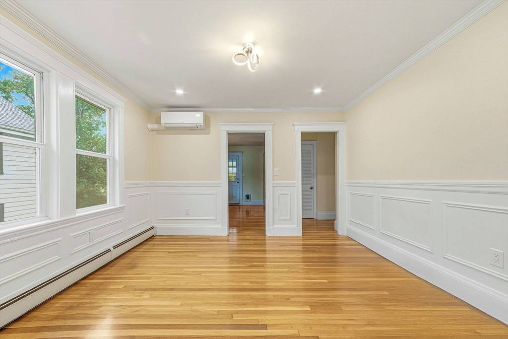 Belmont, MA 02478,18-20 Holden Road #20