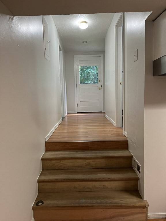 Ashland, MA 01721,381 Eliot #1