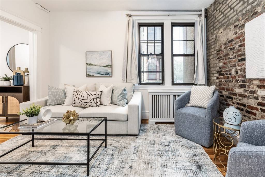 Boston, MA 02215,60 Queensberry St #8