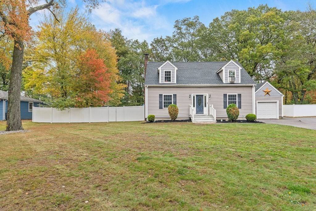 Hopedale, MA 01747,322 South Main St