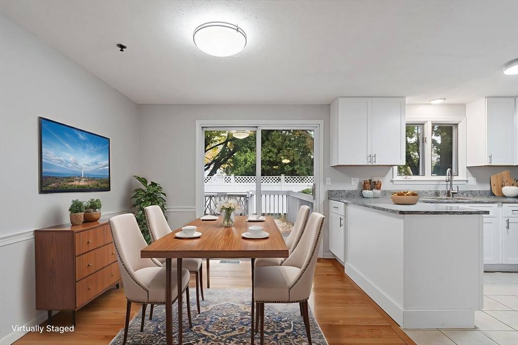 Dracut, MA 01826,148 Flower Lane #16