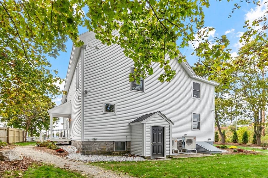 Chelmsford, MA 01863,96 Princeton Street #2