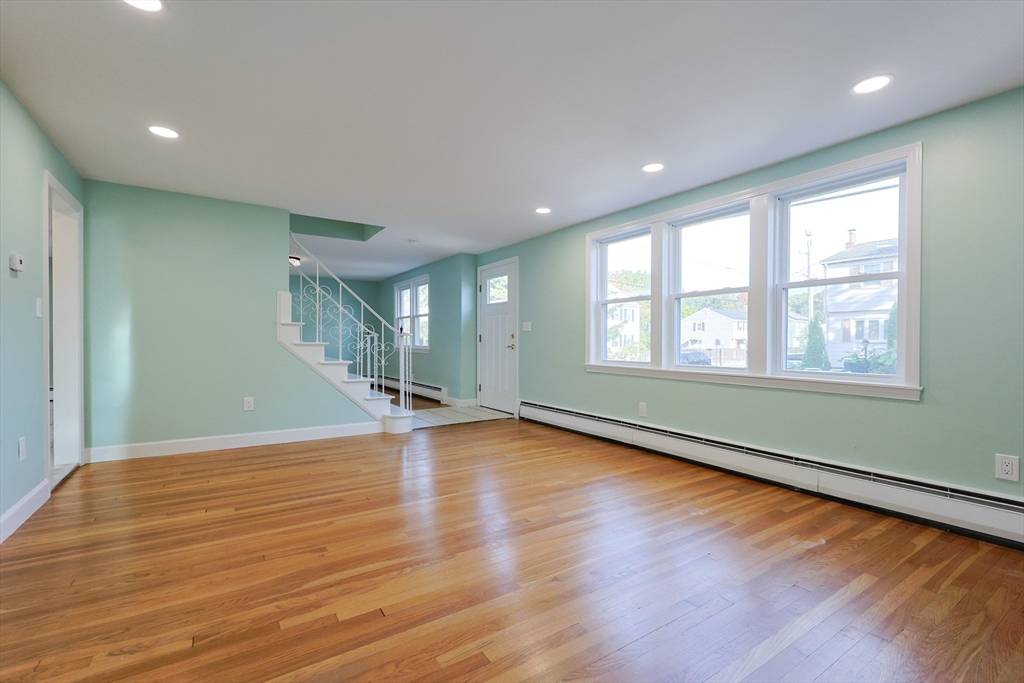 Malden, MA 02148,49 Hill