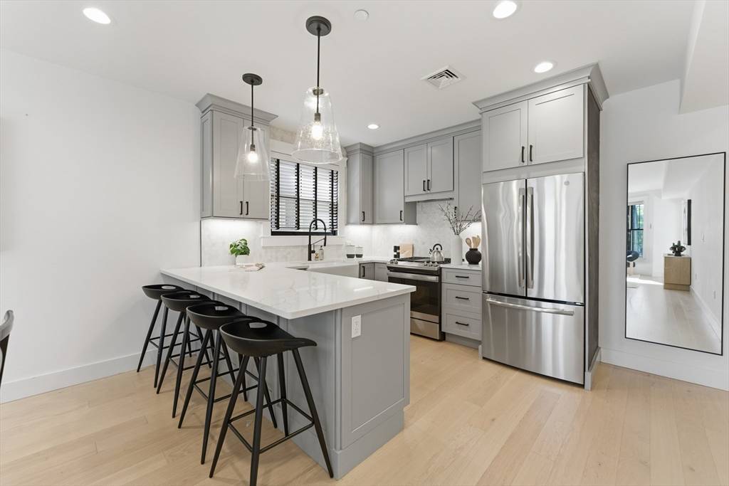 Boston, MA 02128,398 Bremen Street #2