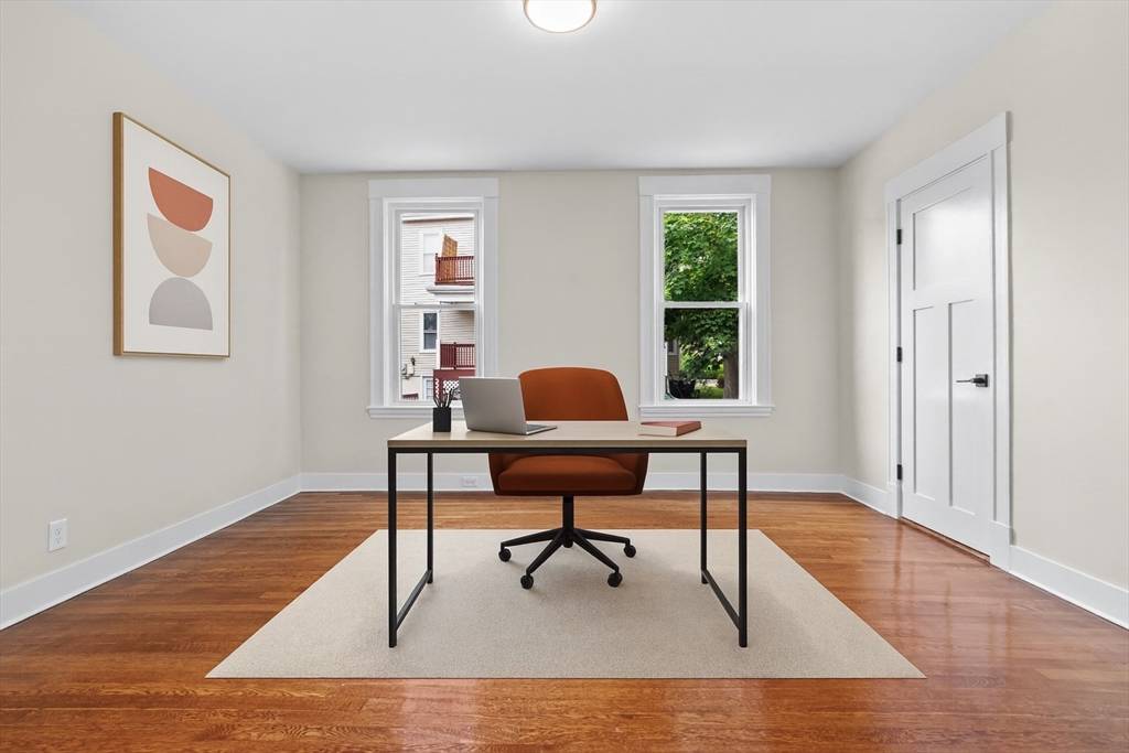 Newton, MA 02458,33 George St. #33