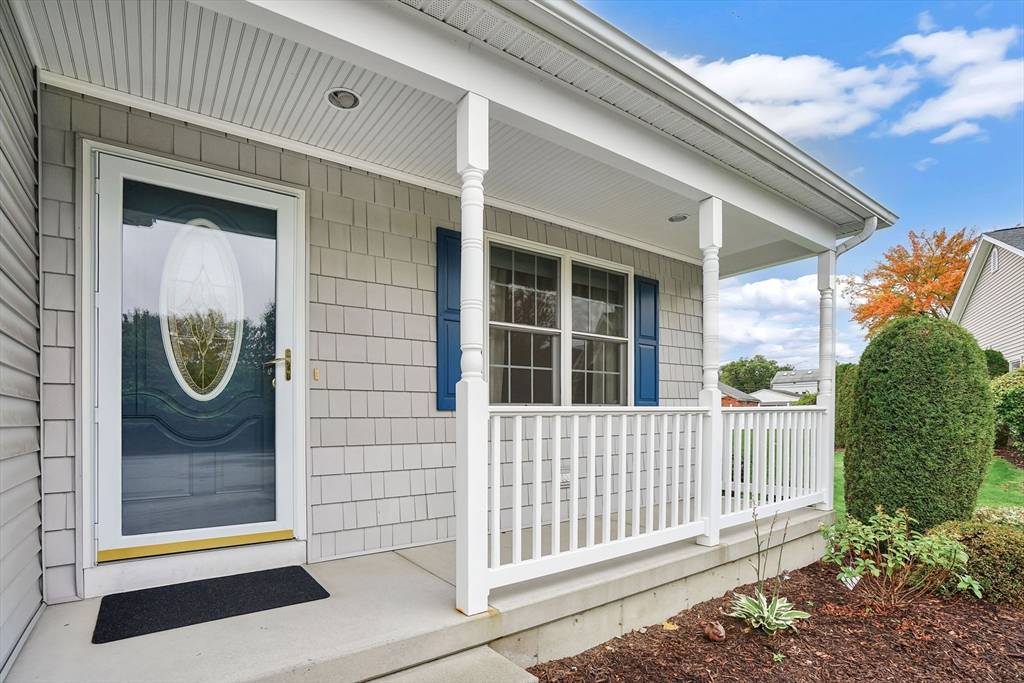 Chicopee, MA 01020,30 Fairview Village Ct #30