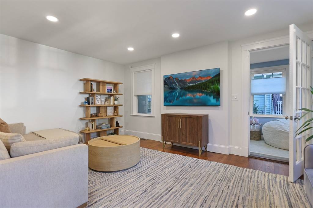 Medford, MA 02155,15 Whitman Road