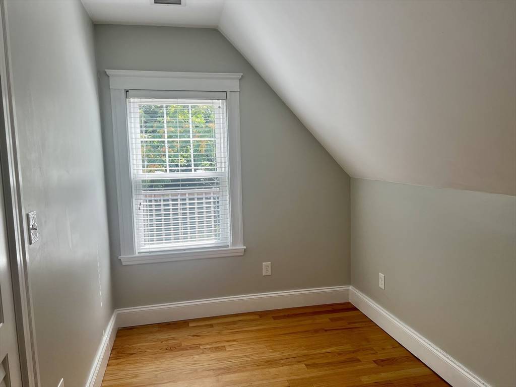 Boston, MA 02131,25 Seymour St #3