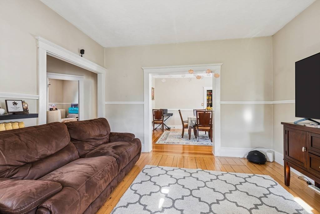 Melrose, MA 02176,22 Linden #1