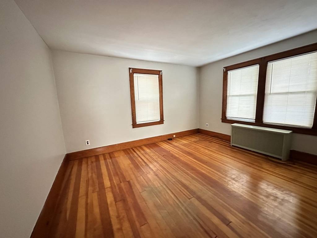 Chicopee, MA 01013,14-16 Chestnut St