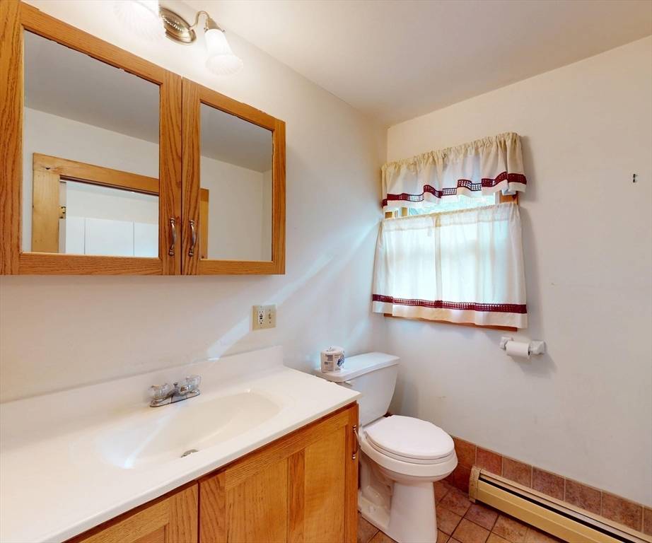 Shutesbury, MA 01072,84 Lake Dr